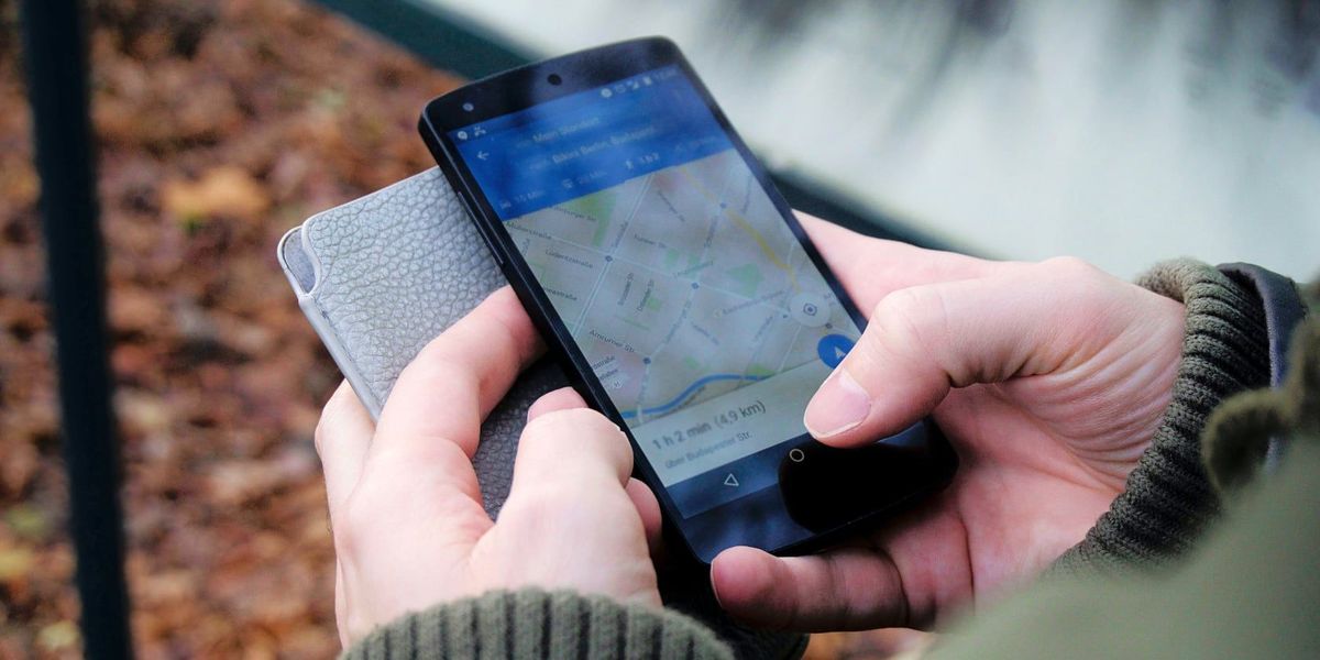 Kuidas muuta navigeerimiskeelt Androidis Google Mapsis