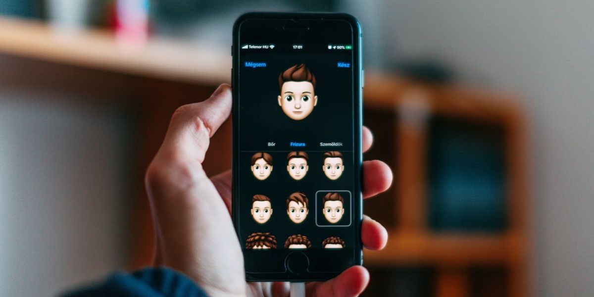 Les 7 millors aplicacions gratuïtes per convertir els selfies en emojis, adhesius i molt més