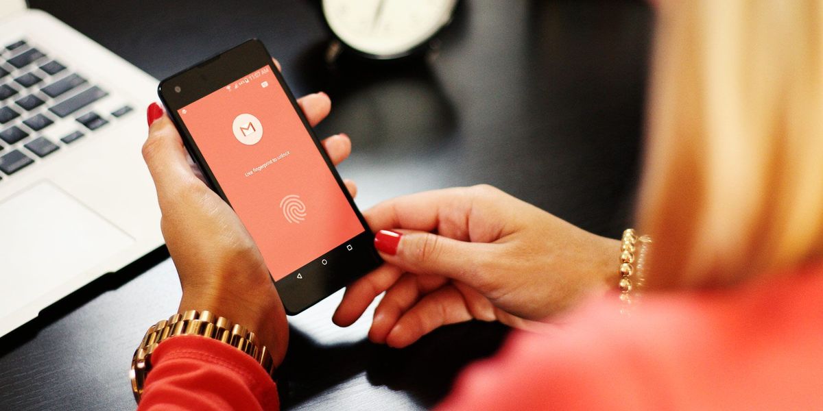 8 јединствених начина за коришћење скенера отиска прста на Андроид уређају