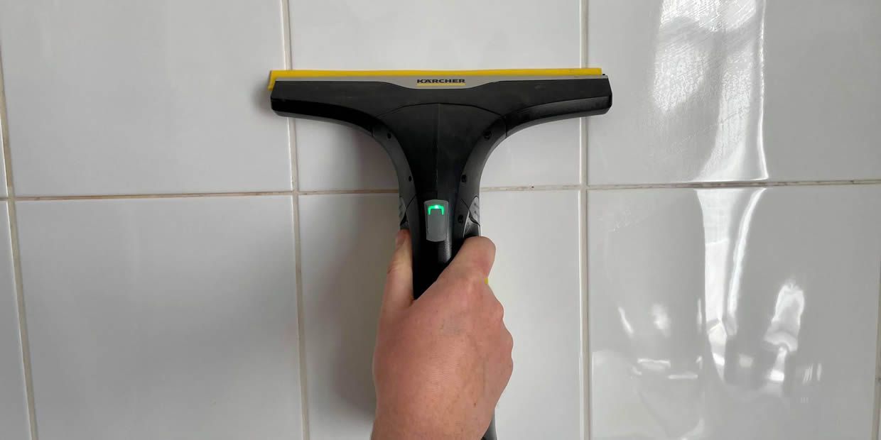 Como limpar azulejos do banheiro