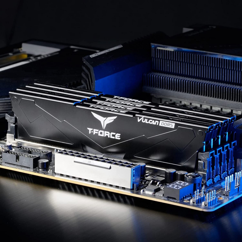   TEAMGROUP T-Force Vulcan DDR5