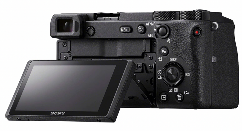   Sony Alpha A6600 mit schrägem Sucher