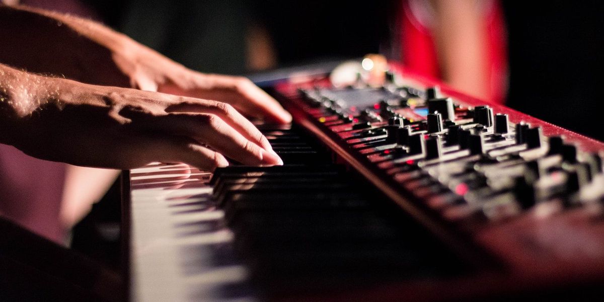 5 veidi, kā vislabāk izmantot tastatūru kā MIDI kontrolieri