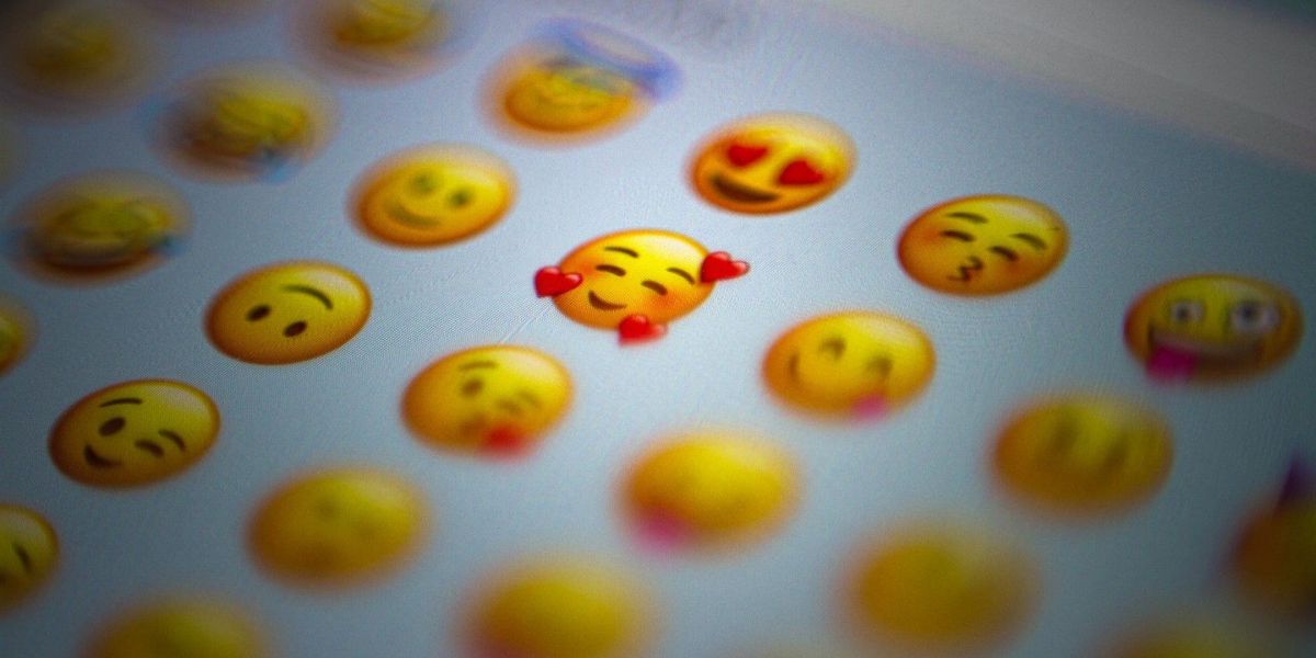 Cum să-ți faci propriile emoji