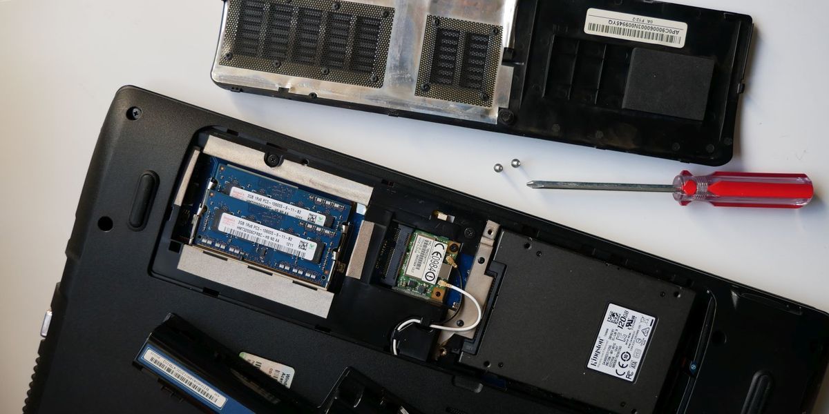Cum să vă actualizați memoria RAM pentru laptop: un ghid pas cu pas