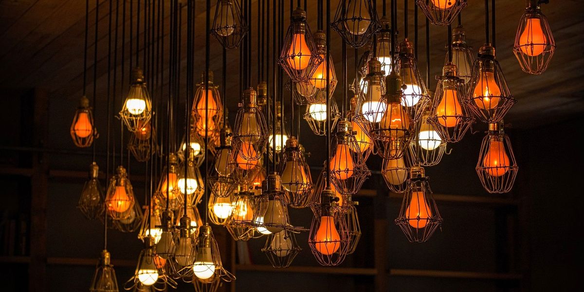 Las 10 mejores ideas de luces de bricolaje para transformar su dormitorio