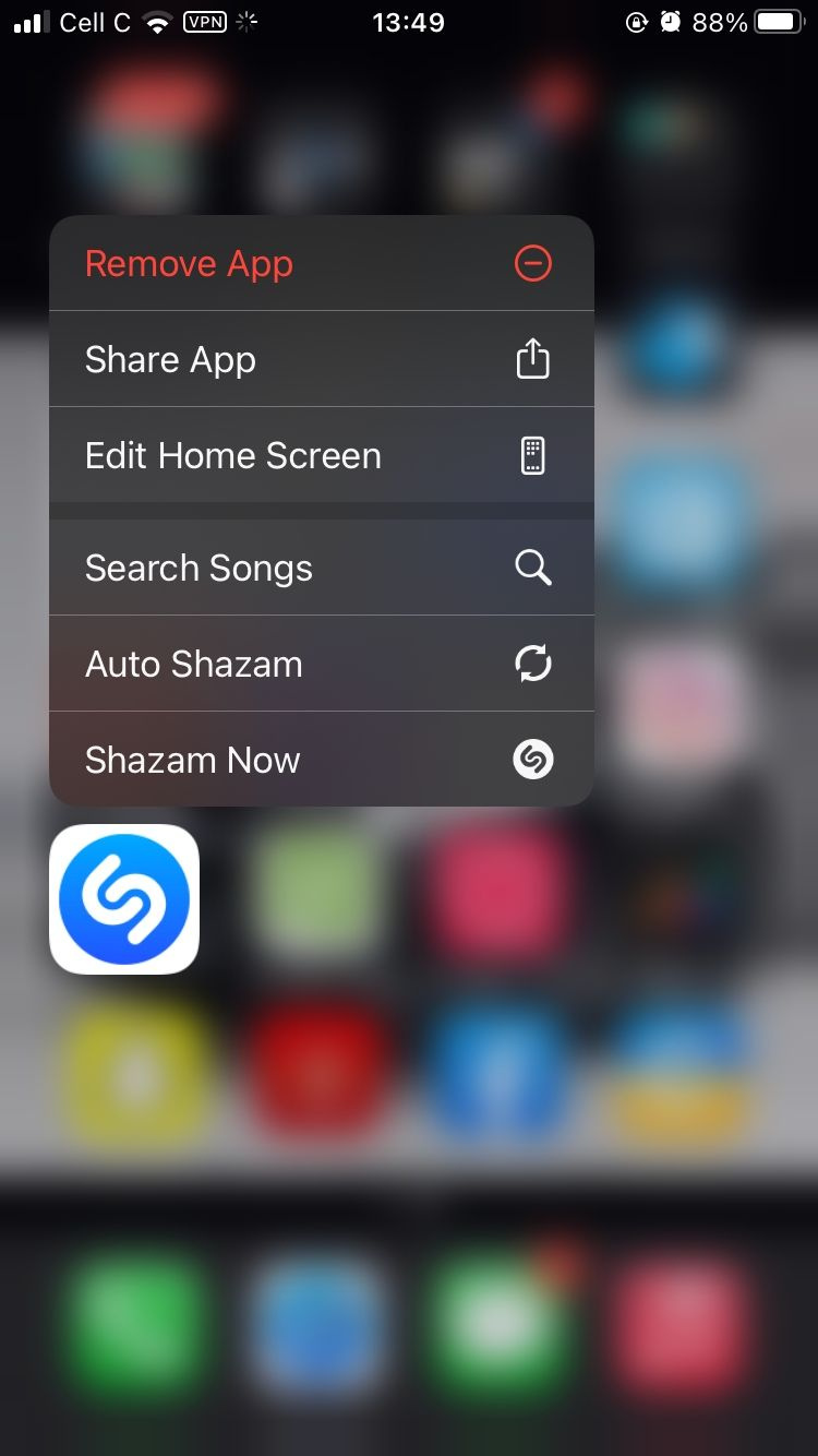   screenshot van shazam mobiele app-menu op telefoon