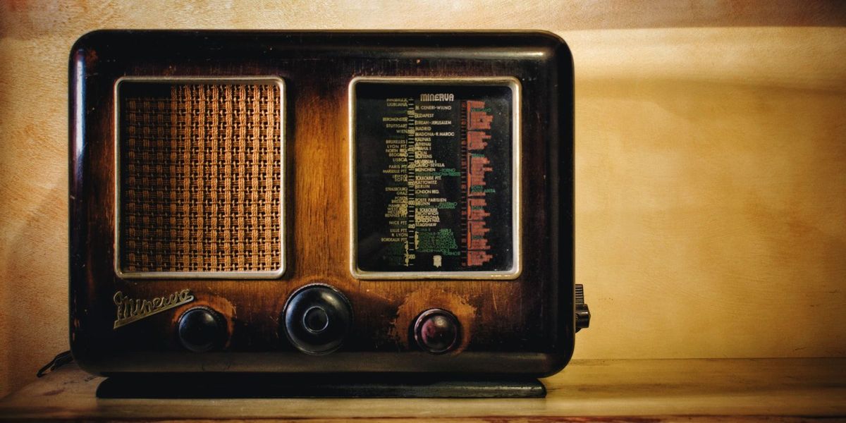 8 façons d'écouter des émissions de radio Old Time en ligne gratuitement