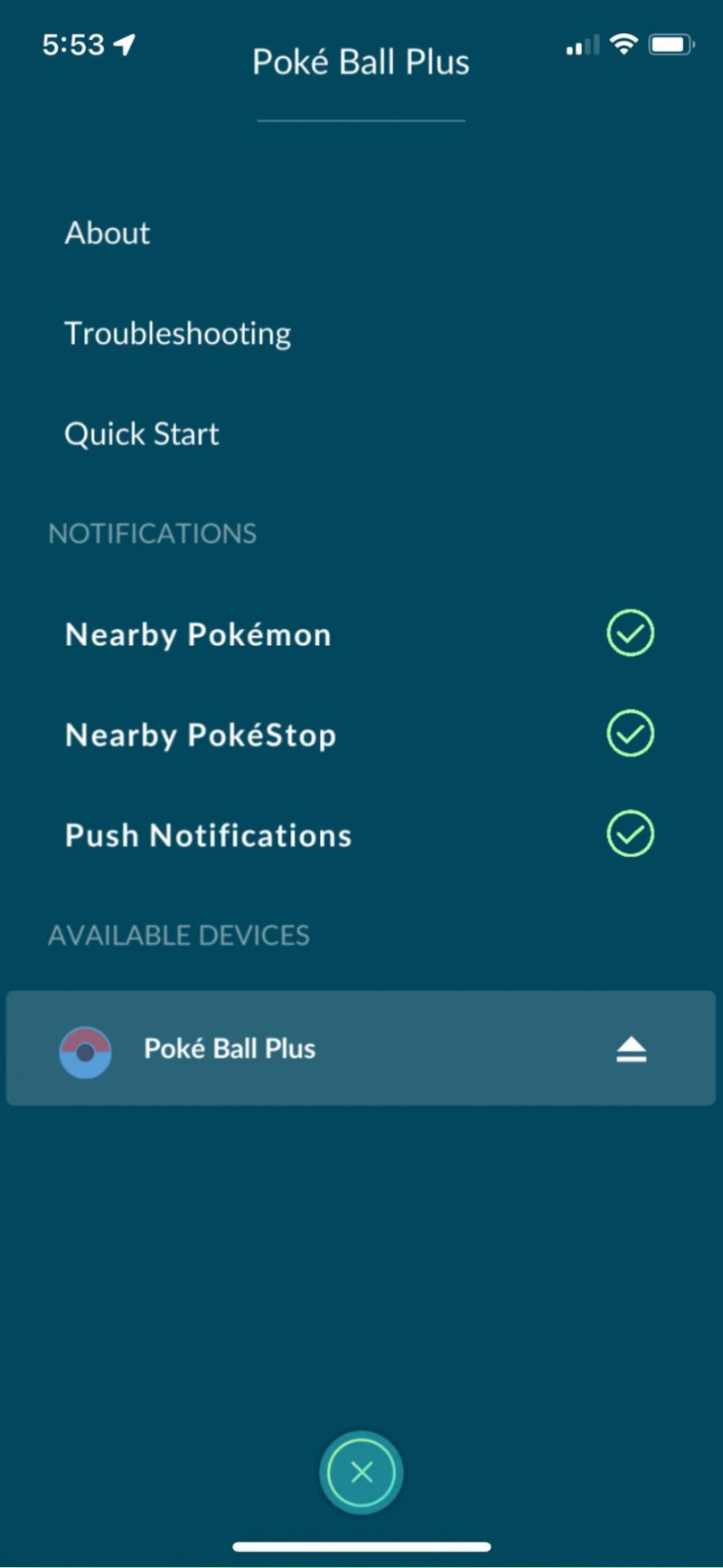   Poke Ball Plus を Pokémon Go に接続すると、通知を管理するメニューが表示されます