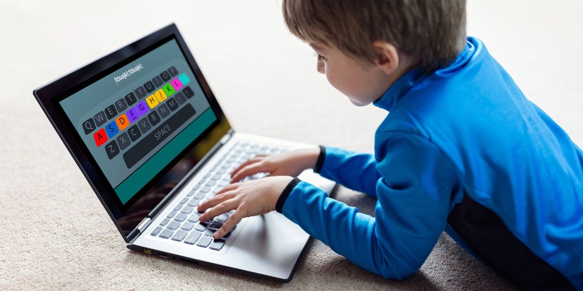 बच्चों को मजेदार तरीके से टाइपिंग सिखाने के लिए 10 साइटें और गेम