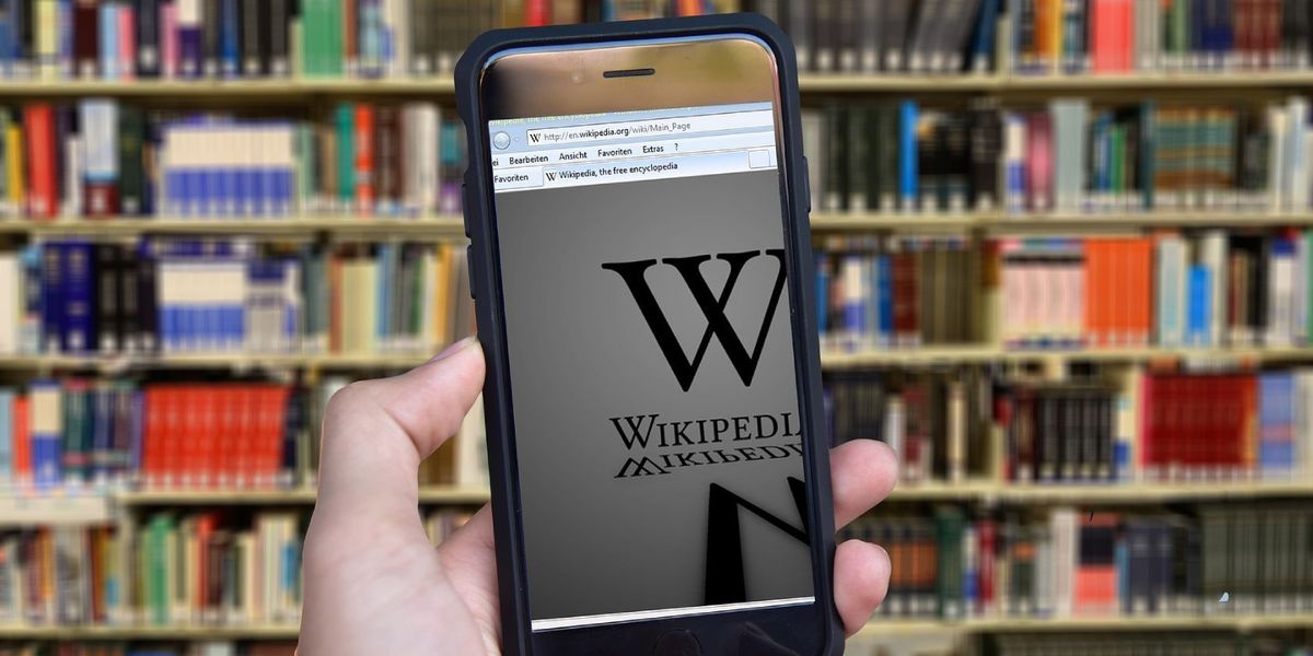 5 bezmaksas Wikipedia rīki, lai atklātu Vikipēdijas labāko un sliktāko