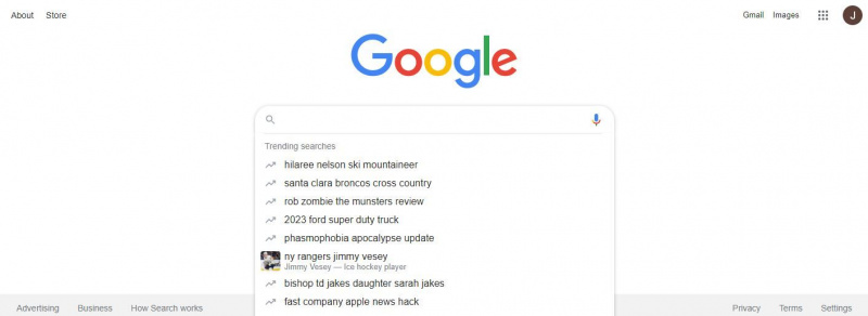 Kuidas Google'is populaarseid otsinguid välja lülitada