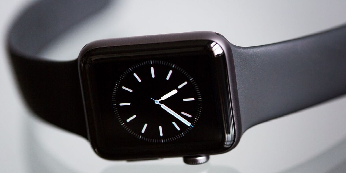 Pourquoi l'Apple Watch ne s'appelle-t-elle pas iWatch ?