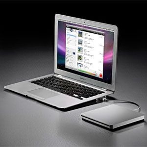Mengapa MacBook Air Anda Tidak Mempunyai Pemacu Optik & 4 Sebab Mengapa Ini Tidak Menjadi Masalah