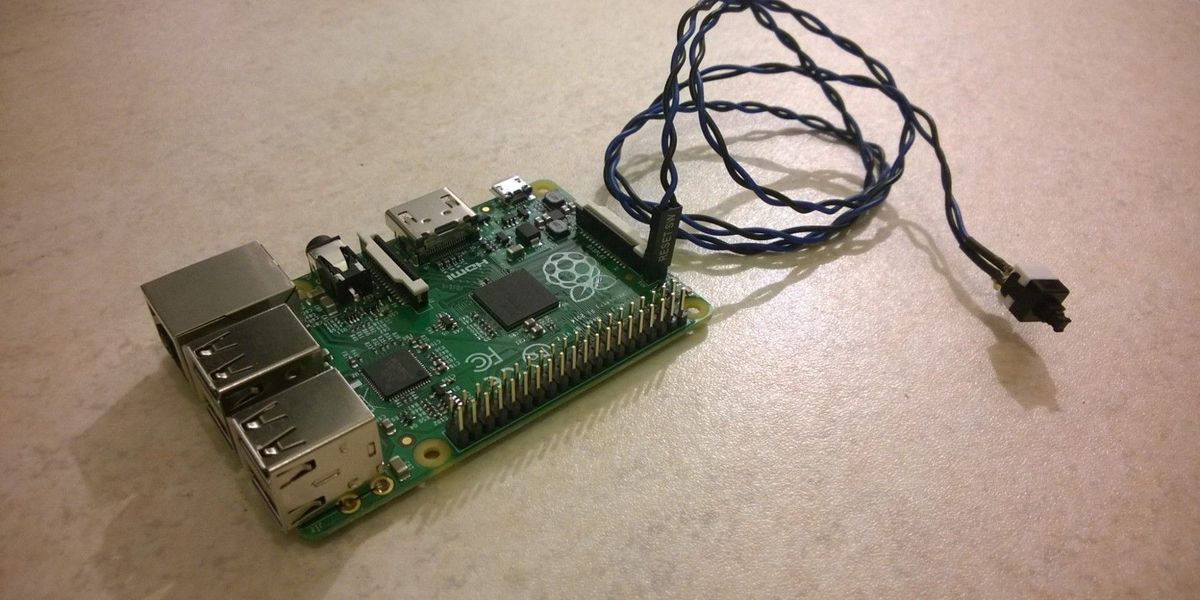 Com afegir un commutador de restabliment al vostre Raspberry Pi