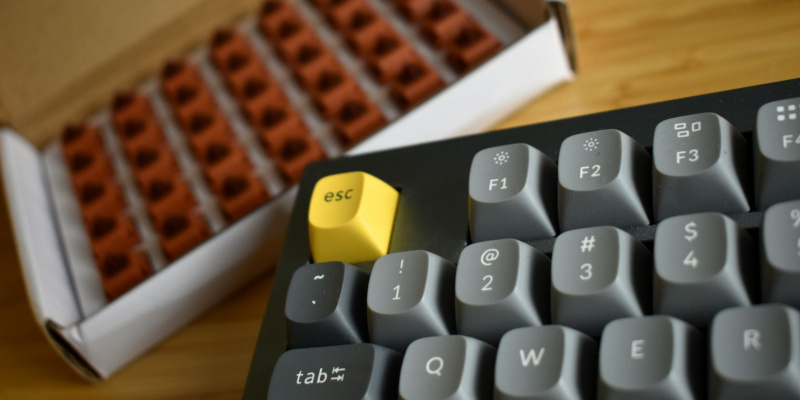   keychron q5 لوحة المفاتيح esc مع مفاتيح
