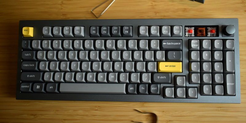   keychron q5 tastatură completă