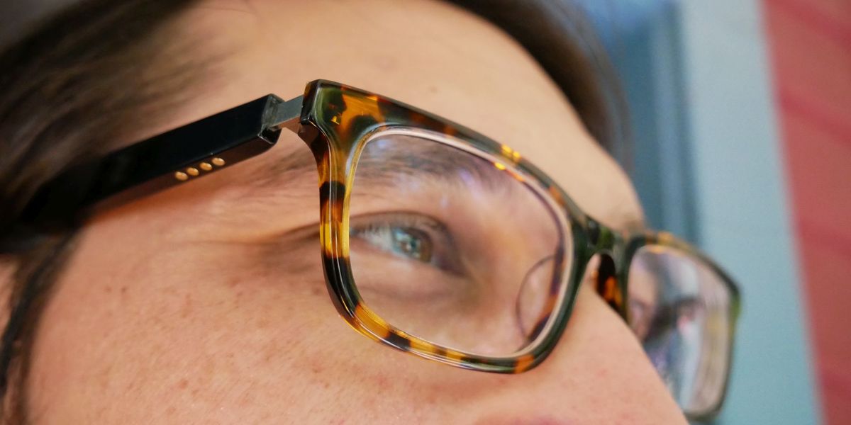 Occhiali Vue Lite: un auricolare invisibile che sembra intelligente