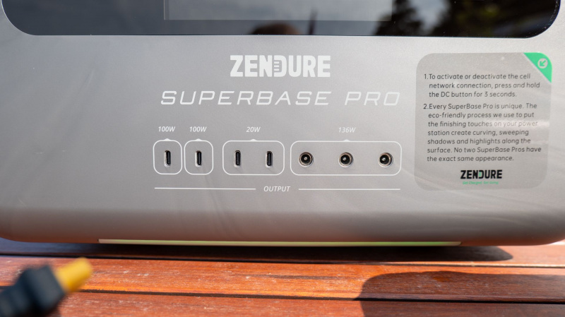   zendure superbase pro 2000 - έξοδοι