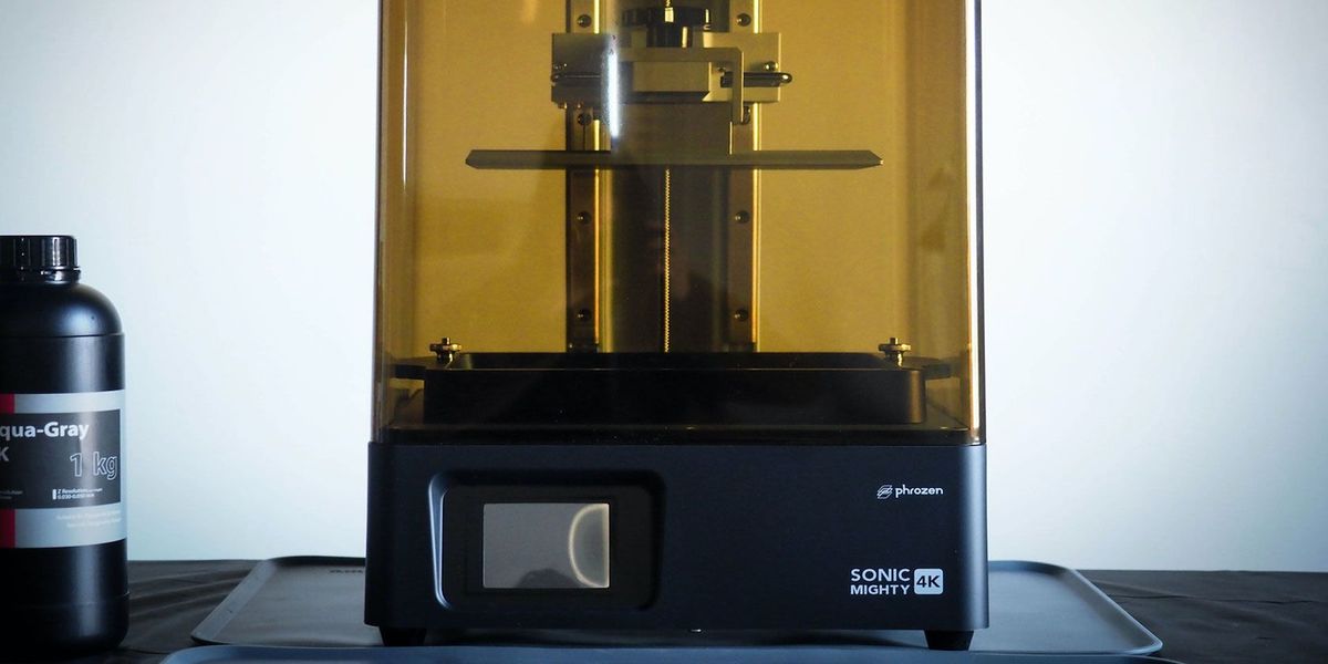 क्या फ्रोजन सोनिक माइटी 4K 3D प्रिंटर बड़े, महत्वाकांक्षी बिल्ड पर डिलीवर कर सकता है?
