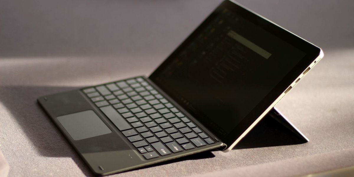 Chuwi SurBook Mini 2-i-1 tablet anmeldelse