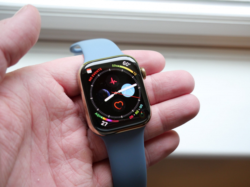   Apple Watch Series 8-skärm