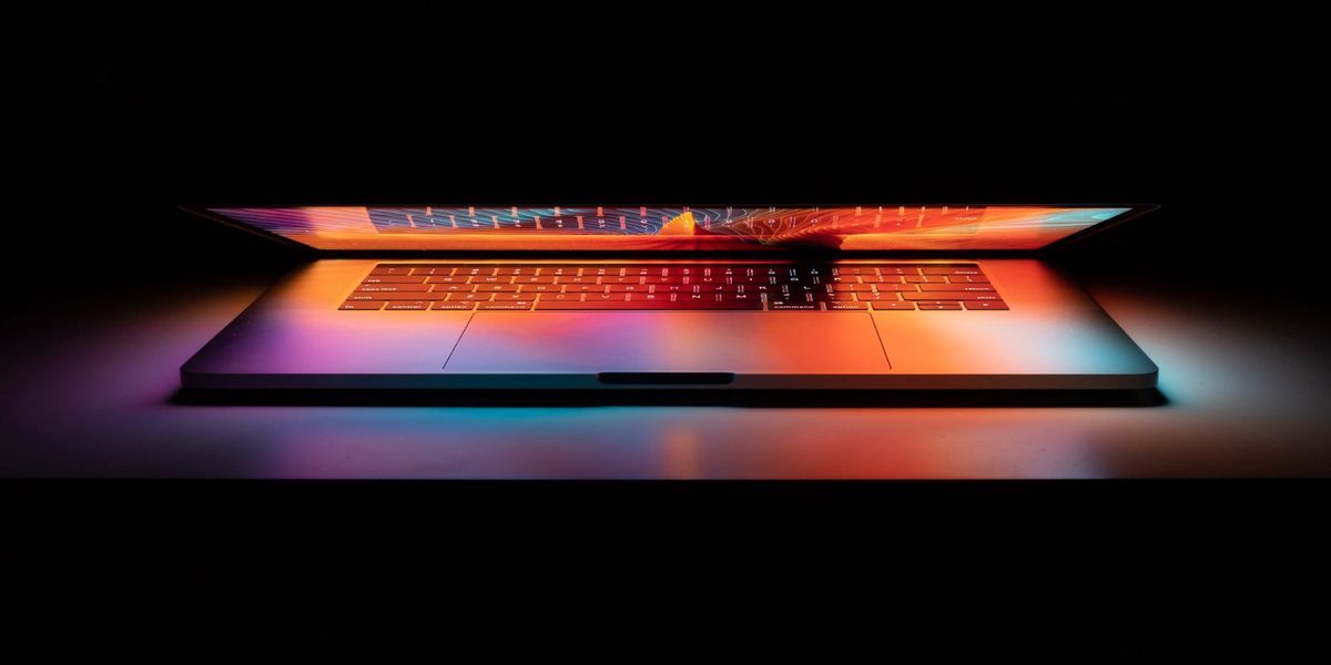 Huhu: Apple julkaisee kaksi täysin uudistettua MacBook -ammattilaista vuonna 2021