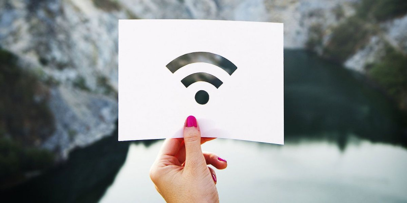 Dispositivos 802.11b tornam sua rede Wi-Fi mais lenta. Aqui está o porquê