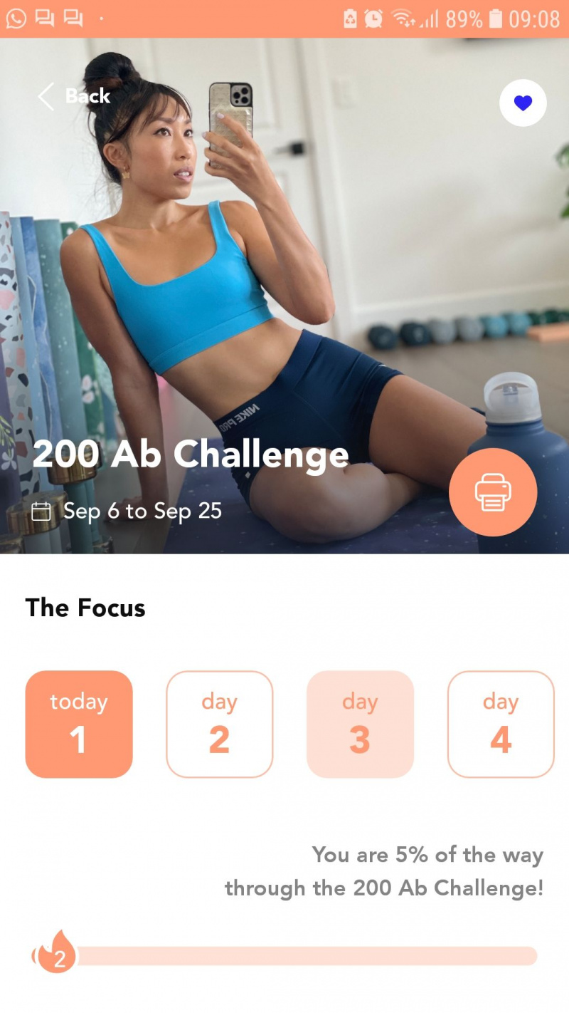   Body by Blogilates モバイル ホーム ワークアウト アプリ ab チャレンジ