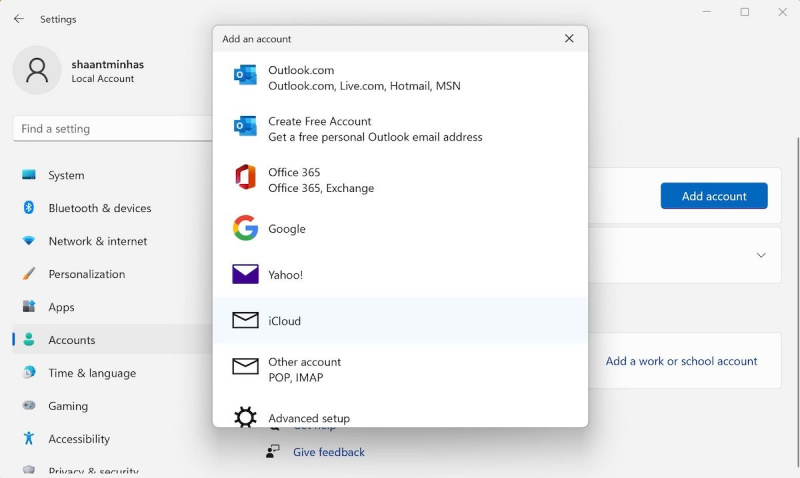 Windows で複数の電子メール アカウントを追加する方法